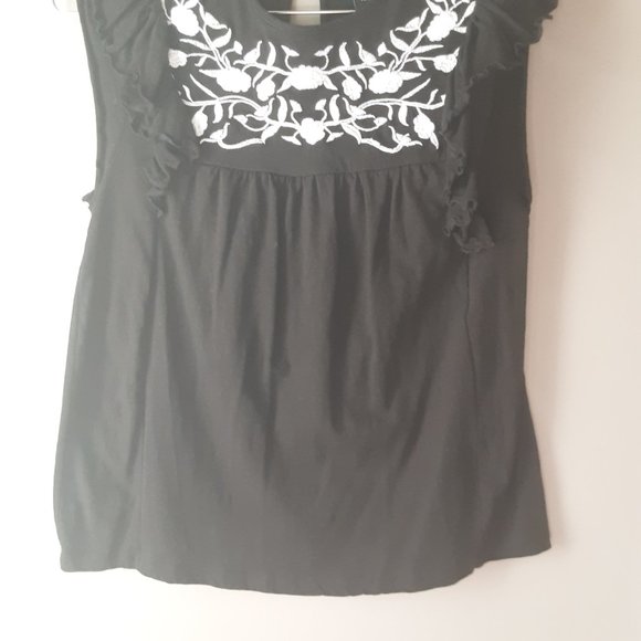 Faith & Zoe Black Short Ruffle Sleeve Shirt Blouse Size Small - Picture 5 of 8